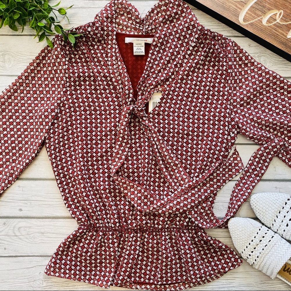 Studio M Lined Front Tie Peasant Blouse NWT